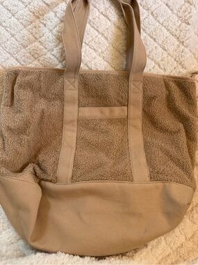 Old Navy Teddy Sherpa Tote Bag Beige Neutral Oversized Zip Carryall One Size
